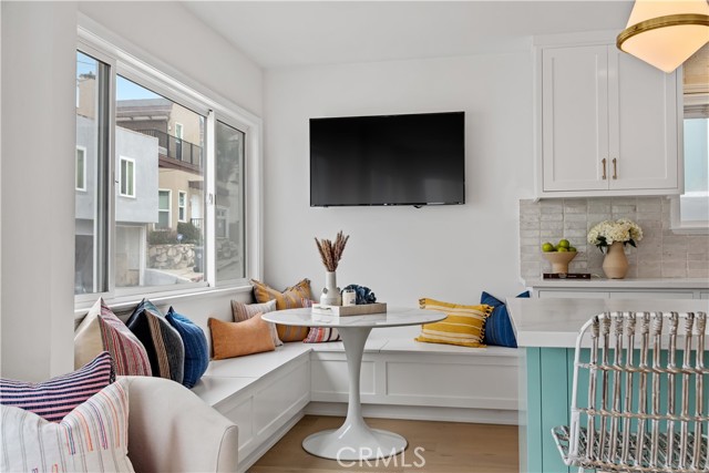 212 41st Street, Manhattan Beach, California 90266, ,Residential Income,Sold,41st,SB23072374