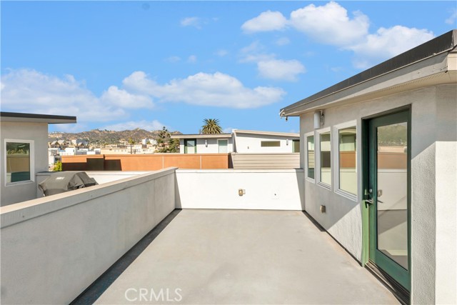 Detail Gallery Image 33 of 38 For 1149 W Alma Ln, Los Angeles,  CA 90038 - 3 Beds | 3/1 Baths