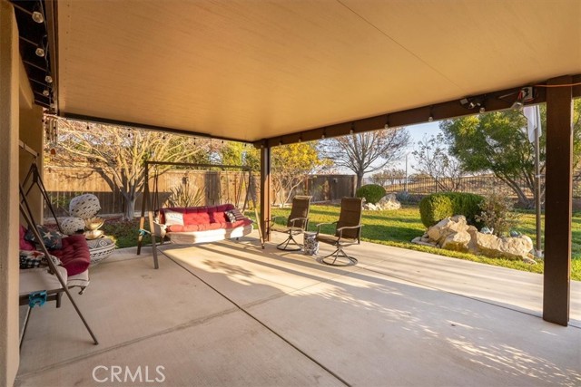 Detail Gallery Image 5 of 49 For 955 Vista Cerro Dr, Paso Robles,  CA 93446 - 4 Beds | 3 Baths