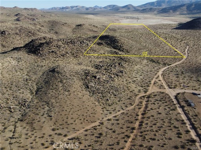 Detail Gallery Image 9 of 11 For 2 Fairview Valley Rd, Apple Valley,  CA 92307 - – Beds | – Baths