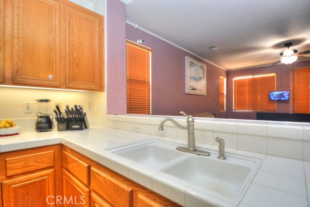 Detail Gallery Image 12 of 42 For 9824 Tamalpais Place, Moreno Valley,  CA 92557 - 4 Beds | 2/1 Baths