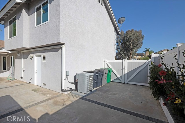 Detail Gallery Image 10 of 46 For 26691 Kicking Horse Dr, Corona,  CA 92883 - 3 Beds | 2/1 Baths