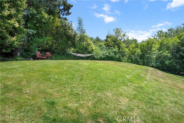 11818 Laurel Hills Road, Studio City CA: https://media.crmls.org/medias/d3f10062-c8f8-4b9e-99e6-9e4548001942.jpg