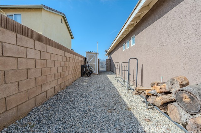 Detail Gallery Image 30 of 38 For 3918 Parkside Ct, Rosamond,  CA 93560 - 4 Beds | 2 Baths