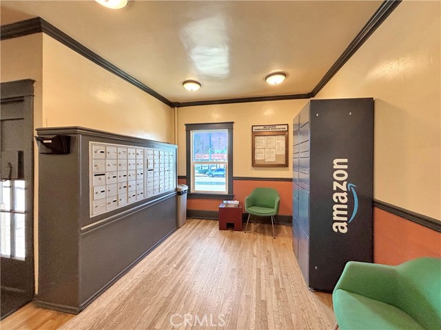 Detail Gallery Image 5 of 17 For 800 Pacific Ave #300,  Long Beach,  CA 90813 - 1 Beds | 1 Baths