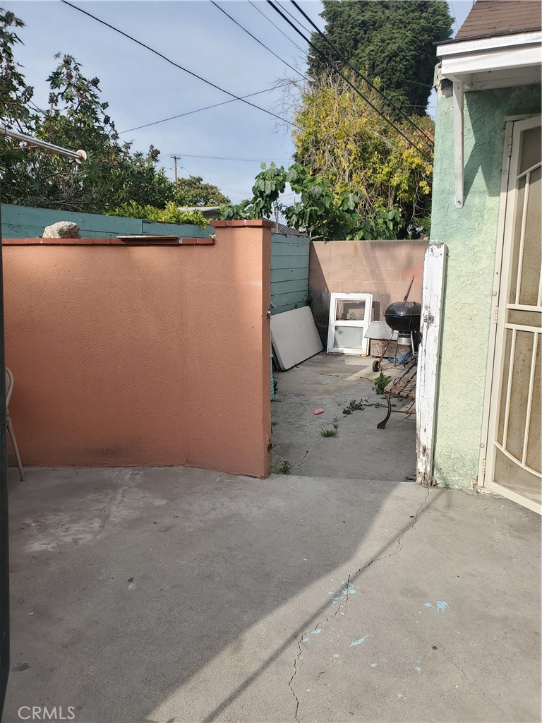 https://media.crmls.org/medias/d3f18f83-53e1-4671-adef-3a7fc118f727.jpg?preset=X-Large
