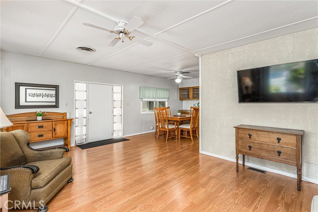 Detail Gallery Image 7 of 26 For 12220 5th St #142,  Yucaipa,  CA 92399 - 2 Beds | 1 Baths