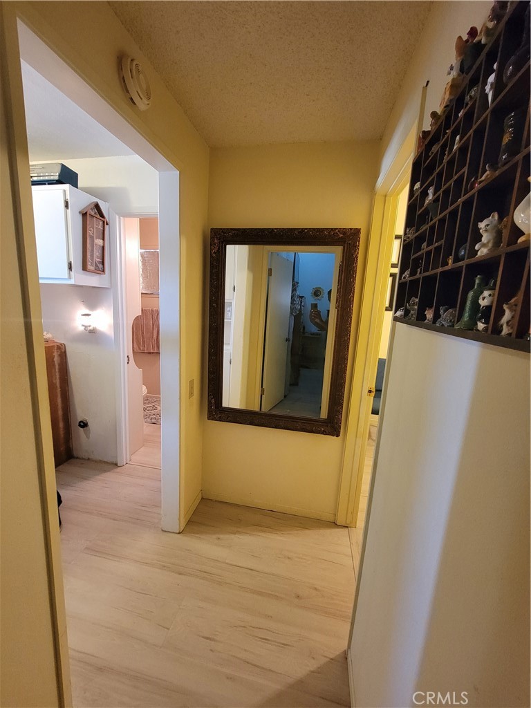 https://media.crmls.org/medias/d3f22f6a-831c-4ab2-9ecd-a8f9361b839f.jpg?preset=X-Large