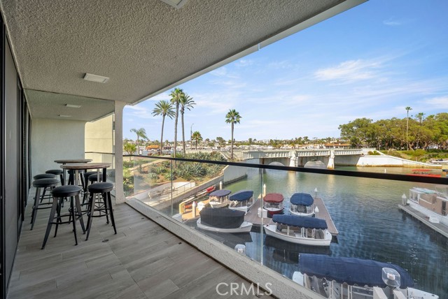 601 Lido Park Drive, Newport Beach CA: https://media.crmls.org/medias/d3f2b53a-83d5-4c55-ba73-bc4233d892ce.jpg