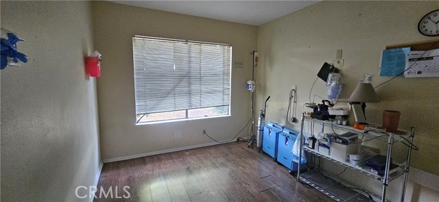 2041 Potter Avenue photo 8