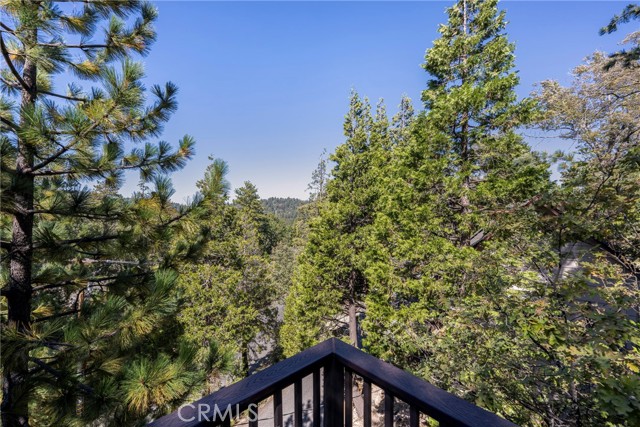 Detail Gallery Image 28 of 44 For 305 Summit Rd, Lake Arrowhead,  CA 92352 - 3 Beds | 2 Baths