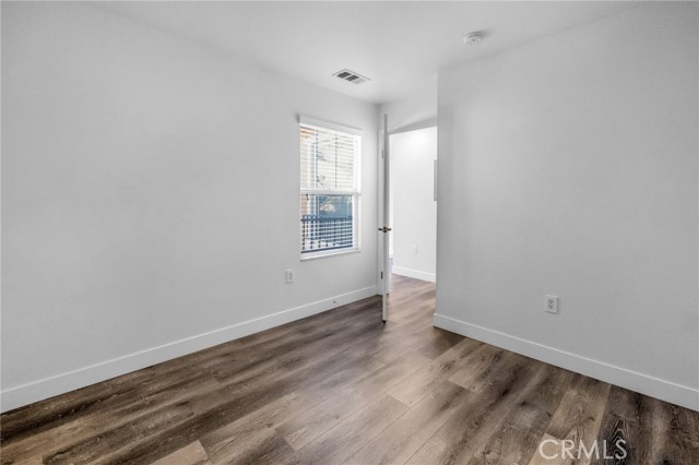 16710 Nicklaus Drive, Sylmar CA: https://media.crmls.org/medias/d3f4203c-f815-4c68-8281-9b2dcf5adb89.jpg