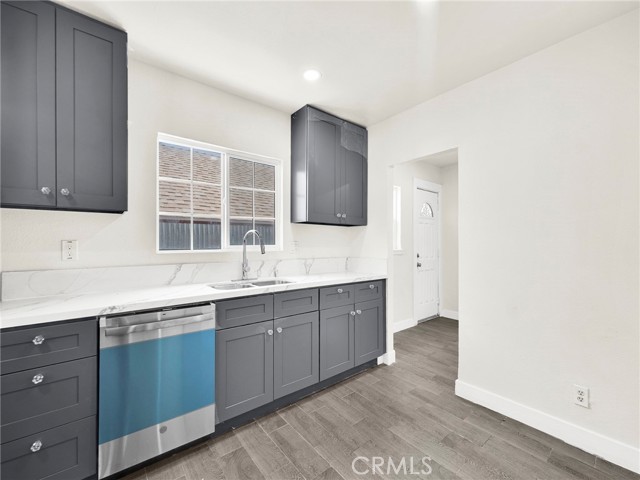 13251 Pinney Street, Pacoima CA: https://media.crmls.org/medias/d3f45525-1639-4516-8e07-6ada39e9f643.jpg