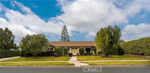 Detail Gallery Image 5 of 61 For 1142 Appian, Santa Ana,  CA 92705 - 4 Beds | 3 Baths