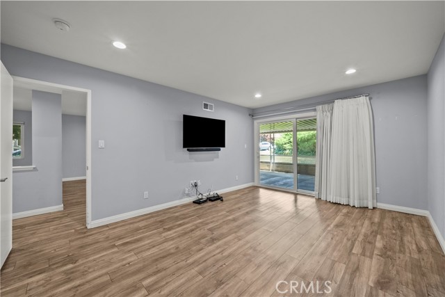 Detail Gallery Image 18 of 31 For 26847 Oak Branch Cir, Newhall,  CA 91321 - 2 Beds | 2 Baths