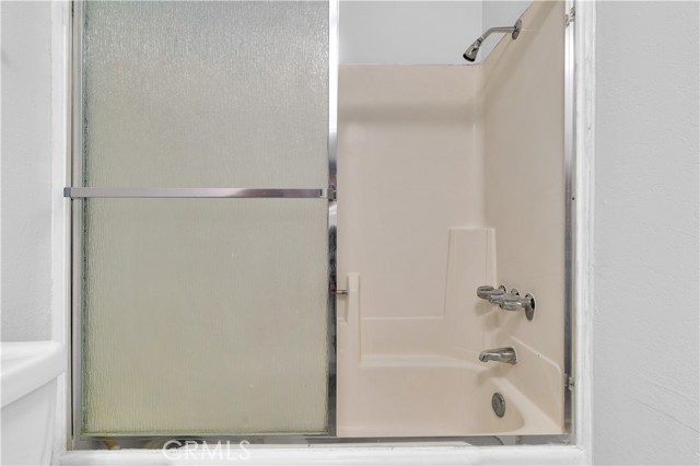 Detail Gallery Image 10 of 15 For 18530 Hatteras Street #209,  Tarzana,  CA 91356 - 1 Beds | 1 Baths