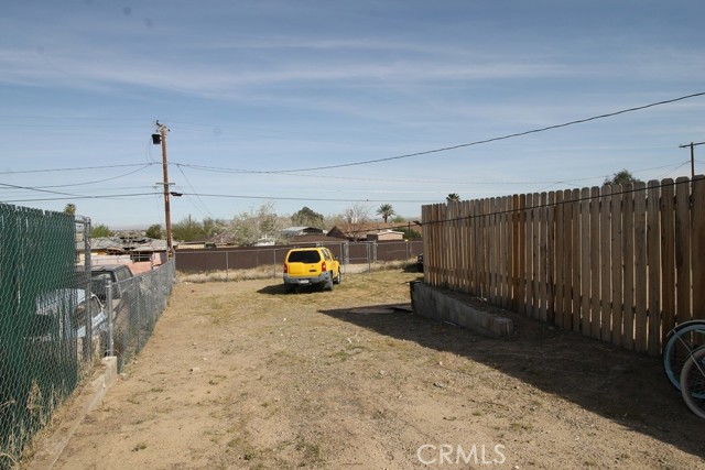 Detail Gallery Image 3 of 25 For 25634 Bejoal, Barstow,  CA 92311 - 2 Beds | 1 Baths