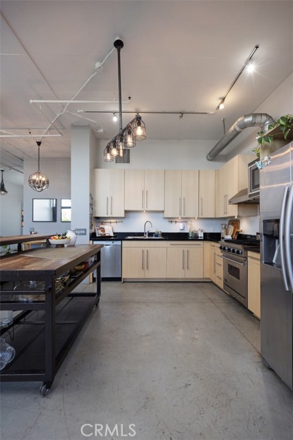 Detail Gallery Image 7 of 24 For 835 Locust Ave #421,  Long Beach,  CA 90813 - 1 Beds | 1 Baths