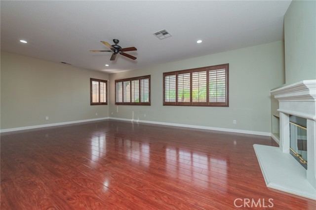 Detail Gallery Image 16 of 38 For 6221 Ruby Crest Way, Jurupa Valley,  CA 91752 - 4 Beds | 3 Baths