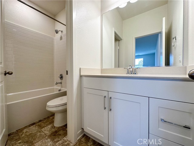 secondary bathroom