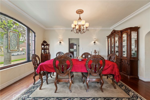 Image 17 of 73 For 4202 University