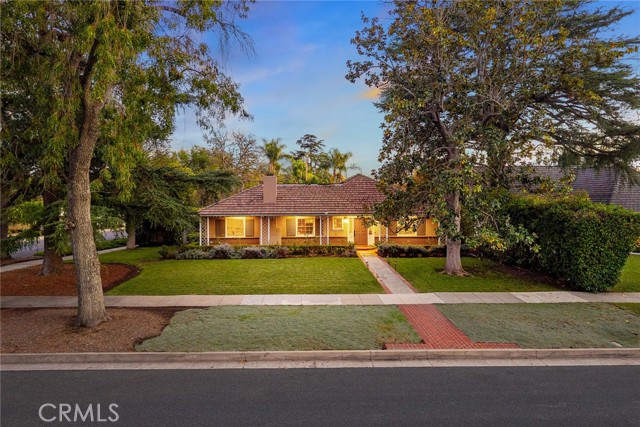 Front Image Thumbnail for CRWS25266852