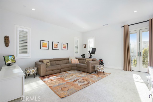 85 Spacial, Irvine CA: https://media.crmls.org/medias/d3f919dd-590f-40ba-83e0-23db1bf971af.jpg