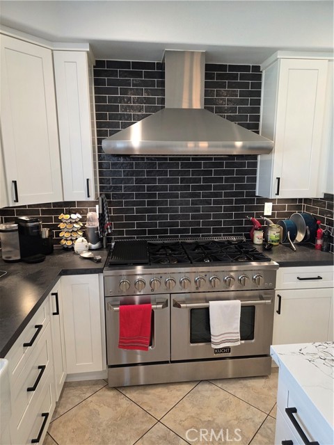 Detail Gallery Image 3 of 26 For 5448 Biella Ct, Fontana,  CA 92336 - 5 Beds | 3 Baths