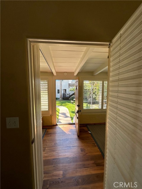 332 Encino Lane, San Clemente CA: https://media.crmls.org/medias/d3f97c0e-6d26-4b81-8df1-6ef533fb52af.jpg