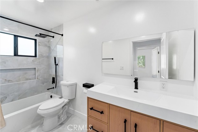1290 N Tippetts Lane, Anaheim CA: https://media.crmls.org/medias/d3f9a628-b512-4b0a-8b97-d9639167e925.jpg