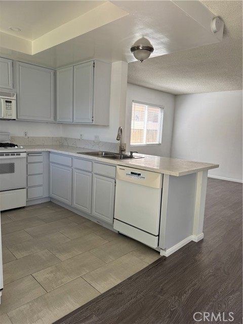 Detail Gallery Image 9 of 21 For 5420 Lorenza Ct, San Gabriel,  CA 91776 - 3 Beds | 2 Baths