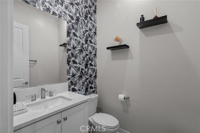 Detail Gallery Image 18 of 35 For 27258 Narrowleaf Willow Ln, Valencia,  CA 91381 - 3 Beds | 2/1 Baths