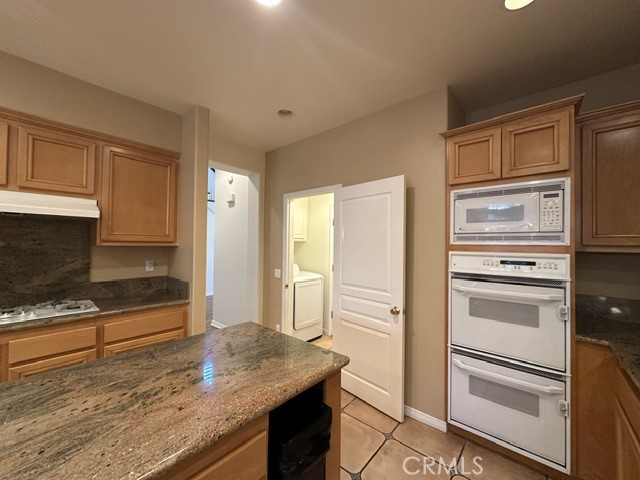 32216 Breezeport Drive photo 11