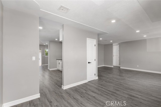 557 E Trenton, San Bernardino CA: https://media.crmls.org/medias/d3fc675a-66df-4fe7-a9d1-e8017b4ffe89.jpg