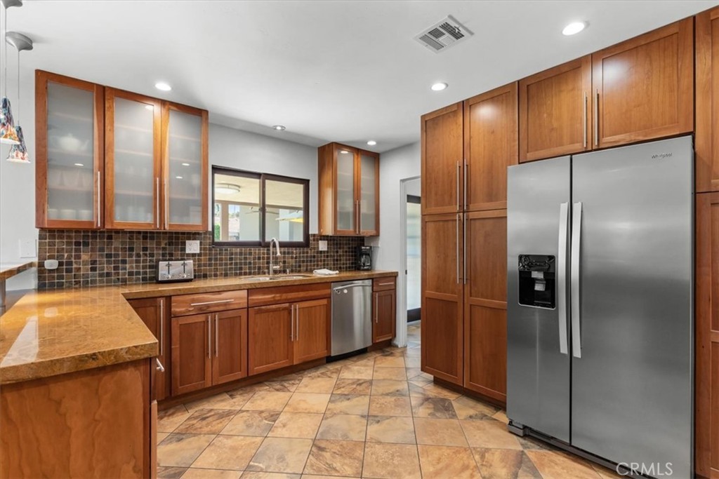 MLS #SR25252227 image #11