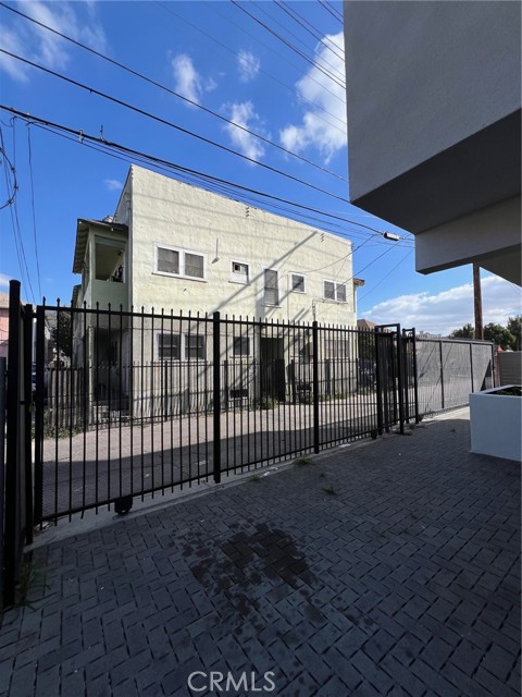 1218 Arapahoe St, Los Angeles CA: https://media.crmls.org/medias/d3fca6fa-f3fd-4859-be53-9e5b92760697.jpg