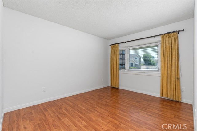 5391 Glenstone Drive, Huntington Beach CA: https://media.crmls.org/medias/d3fcd0c7-1867-446f-a503-2f629d1206da.jpg