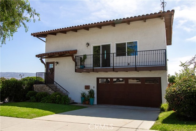 807 El Redondo Avenue, Redondo Beach, California 90277, 3 Bedrooms Bedrooms, ,1 BathroomBathrooms,Residential,For Sale,El Redondo,SB26098544