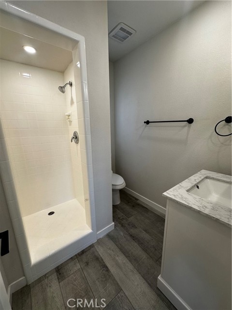 Detail Gallery Image 7 of 12 For 2040 Bronson Way, Riverside,  CA 92506 - 1 Beds | 1 Baths