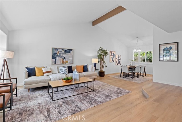 Detail Gallery Image 3 of 34 For 12325 Glynn, Downey,  CA 90242 - 4 Beds | 2/1 Baths