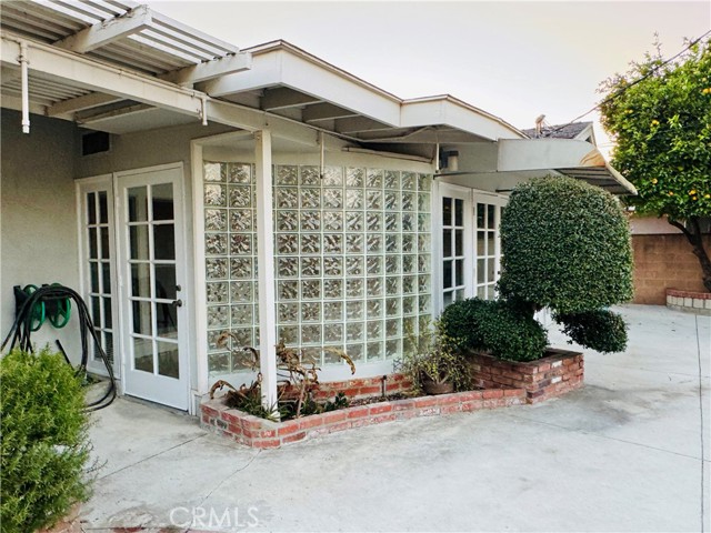 Detail Gallery Image 27 of 37 For 15909 Vincennes St, North Hills,  CA 91343 - 3 Beds | 2/1 Baths