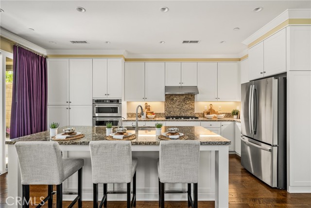 Detail Gallery Image 10 of 41 For 112 Mangrove Banks, Irvine,  CA 92620 - 4 Beds | 3 Baths