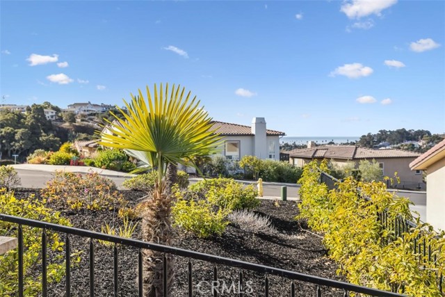 Detail Gallery Image 8 of 43 For 154 Clydell Ct, Pismo Beach,  CA 93449 - 3 Beds | 2/1 Baths