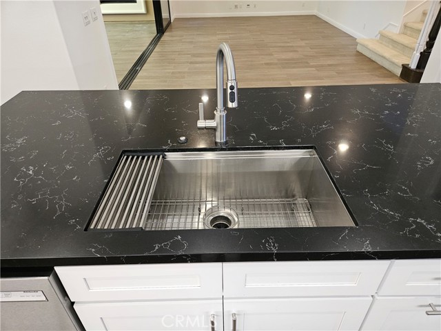 Detail Gallery Image 58 of 75 For 11 Peony, Lake Forest,  CA 92630 - 6 Beds | 4/1 Baths