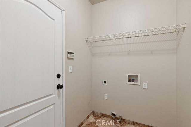 7538 N Erie Avenue, Fresno CA: https://media.crmls.org/medias/d3ffa894-f1c1-4bab-9254-d7f3a11be6e2.jpg