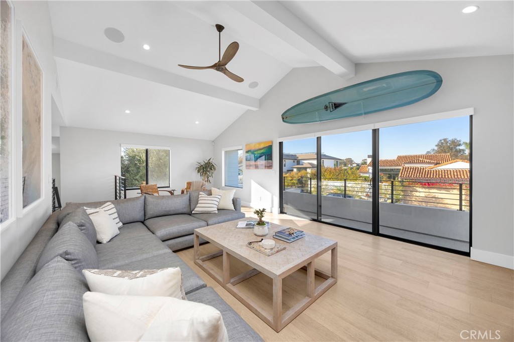 MLS #OC25265999 image #33