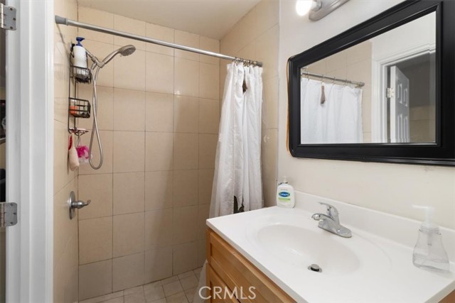 Detail Gallery Image 38 of 46 For 913 S Laurel St, Santa Ana,  CA 92704 - 4 Beds | 2 Baths