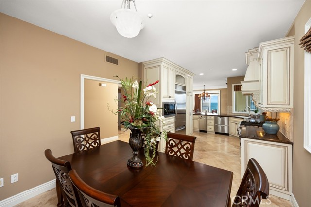 1400 E Ocean Boulevard, Long Beach CA: https://media.crmls.org/medias/d402a9b2-87a6-4db9-ab6e-fd4a495b67c1.jpg