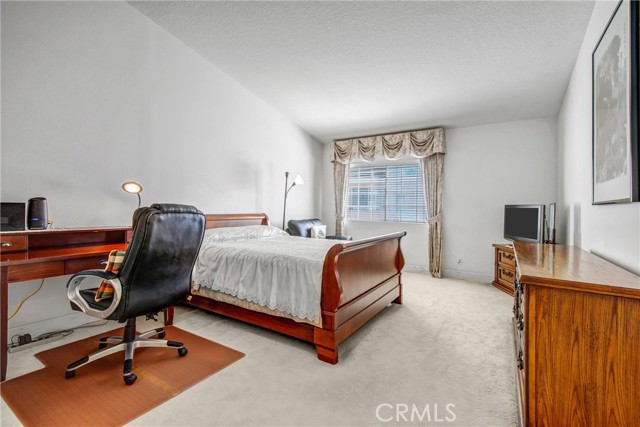 2300 Maple Ave, Torrance CA: https://media.crmls.org/medias/d403926f-87a0-4e50-b1ef-822353d8f3b0.jpg