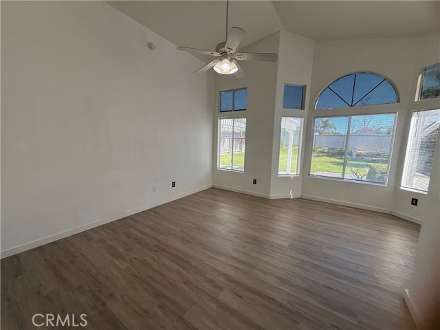 Detail Gallery Image 14 of 22 For 24518 Westhaven Ct, Murrieta,  CA 92562 - 3 Beds | 2 Baths